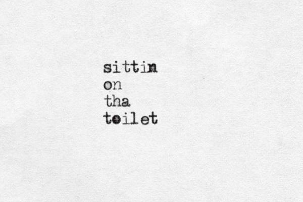sitt sittin on tha toilet