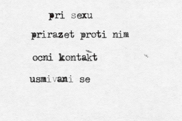 pri sexu prirazet proti nim ocni kontakt usmivani se