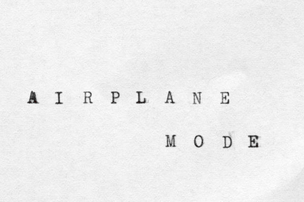 A I R P L A N E M O D E